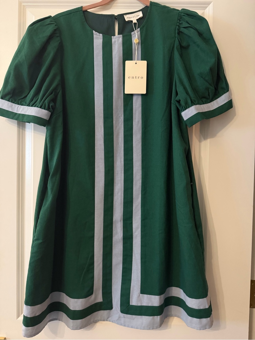 entro Green & Light Gray Stripe Puff Sleeve women’s size lg Dress